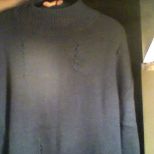 WOMENS DISTRESSED SWEATER